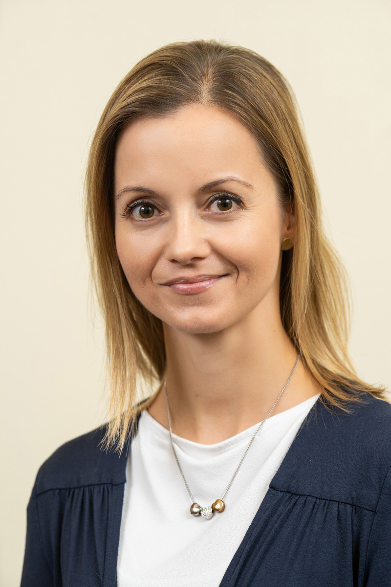 dr. Horváth Barbara